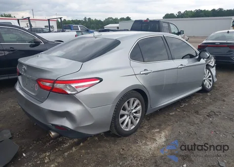 2019 Toyota Camry Le из США, поврежденный, VIN 4T1B11HK8KU704844
